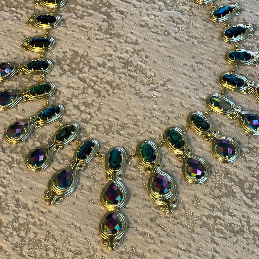Make an offer! Kendra Scott Whitney Necklace in Gold/Abalone - VINTAGE